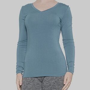 Cuddl Duds Women's V-neck Long Sleeve Blue Top
